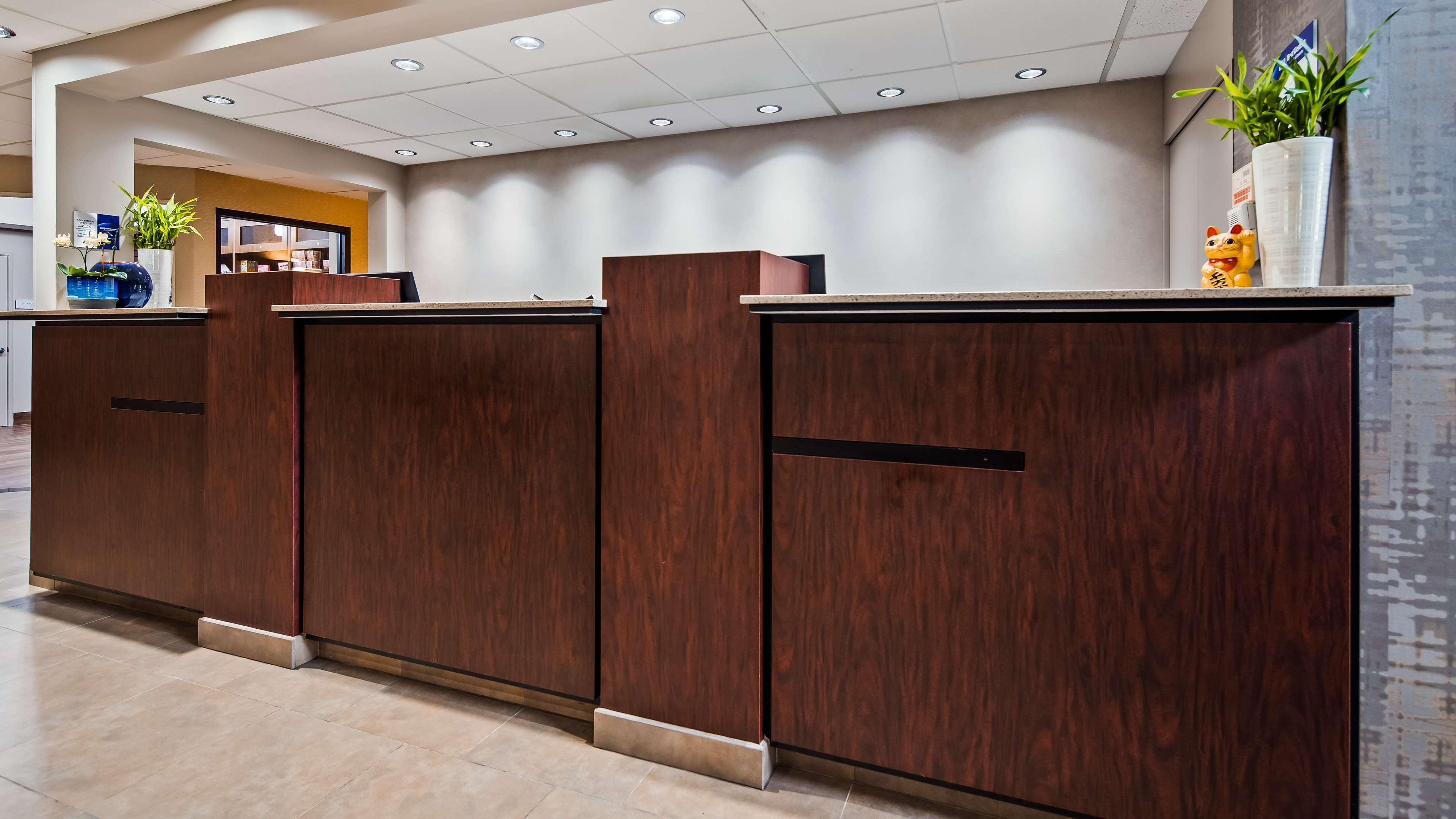 Best Western Plus Executive Hotel & Suites SulphurSulphur  Kültér fotó